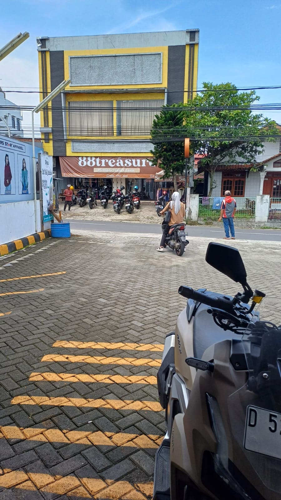 Image Pendukung