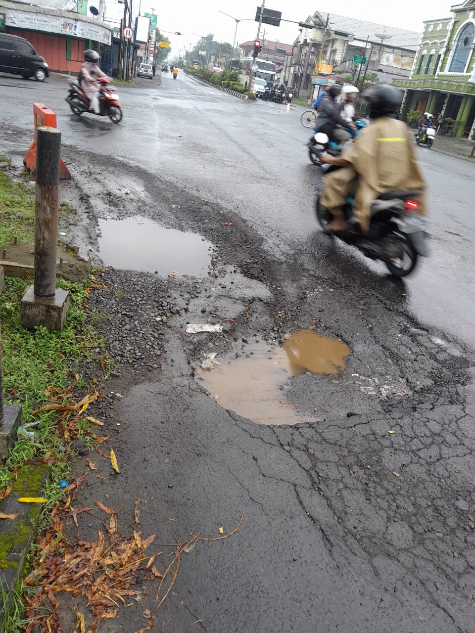 Image Pendukung